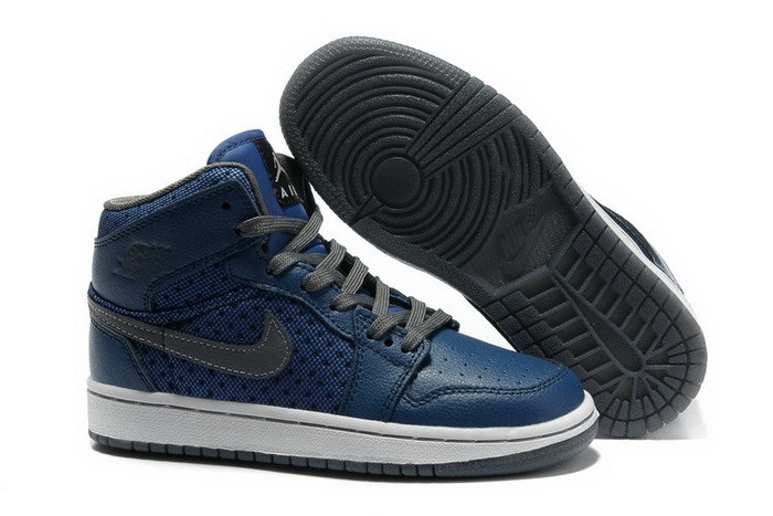 basket jordan femme noir et rose