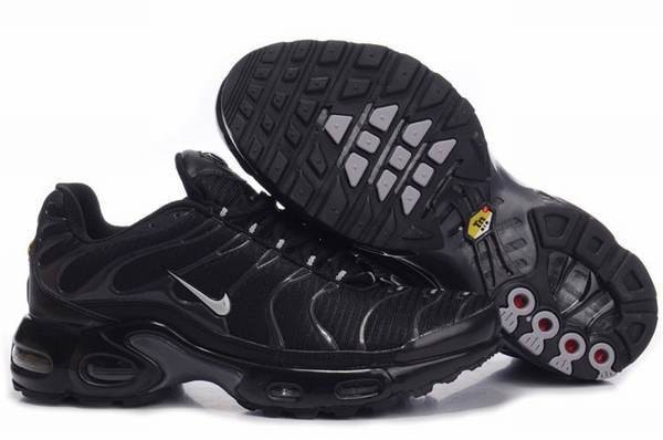 black tns junior