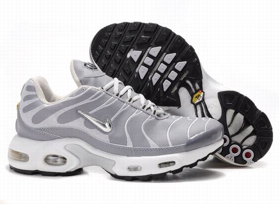 reqins chaussure nike