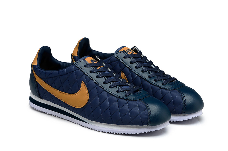 nike cortez nylon homme soldes