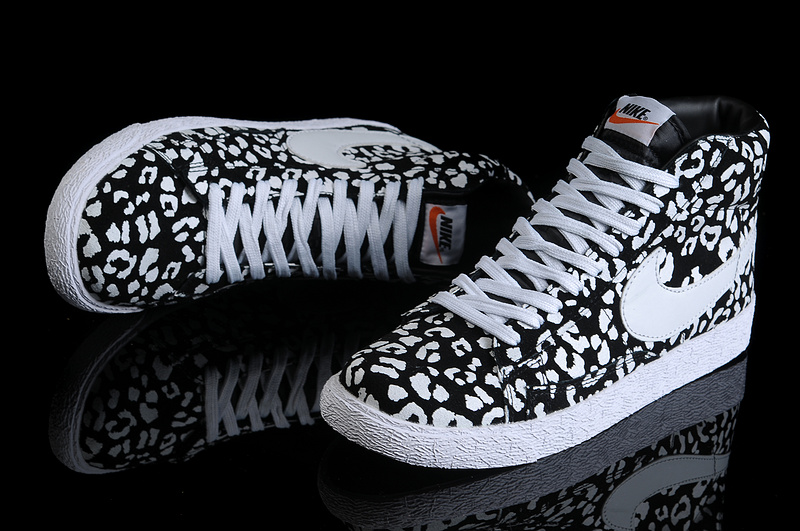 basket nike montante femme