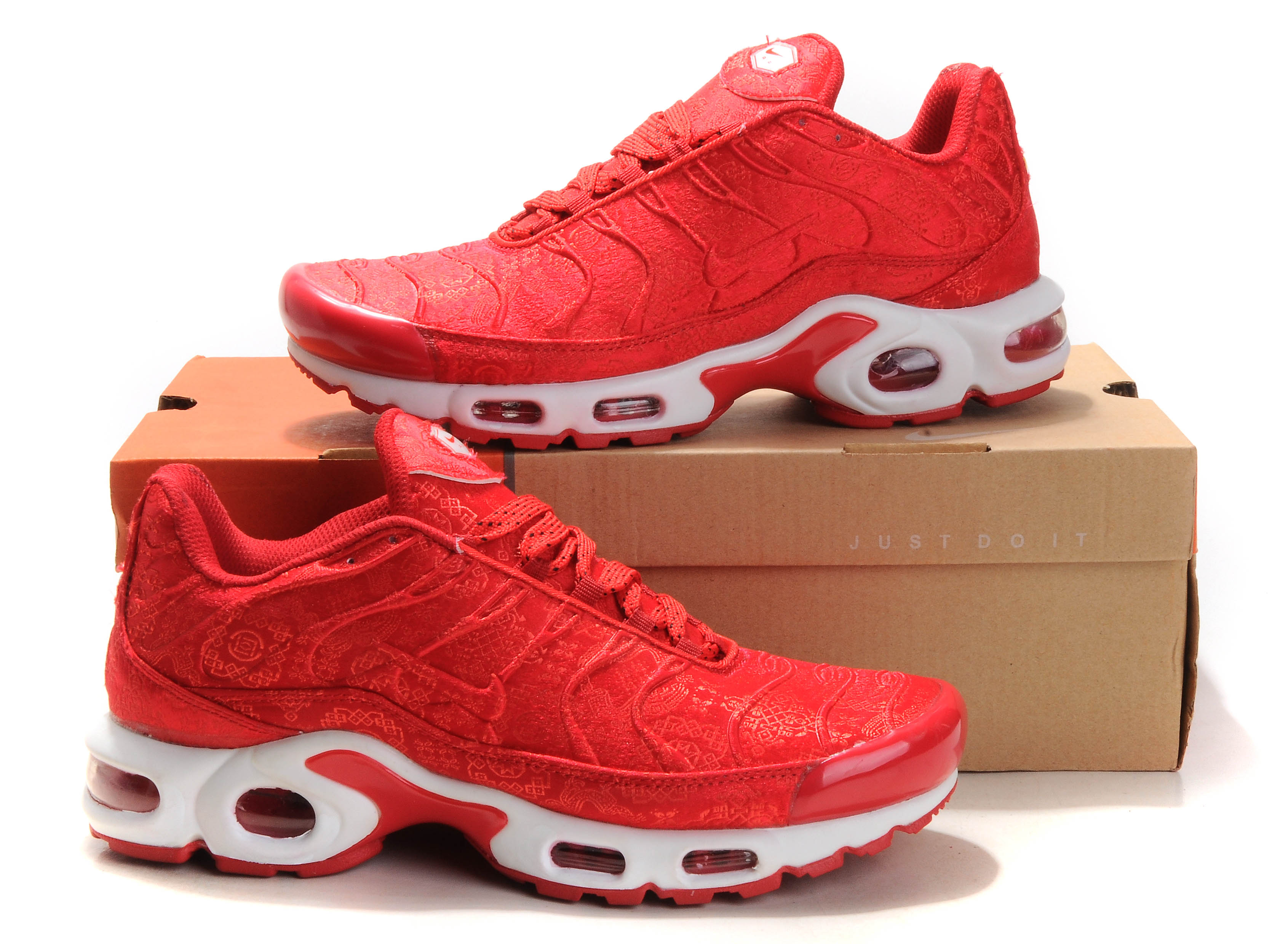 chaussures requin femme 2019