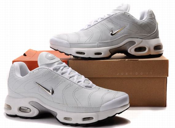 nike tn requin homme beige